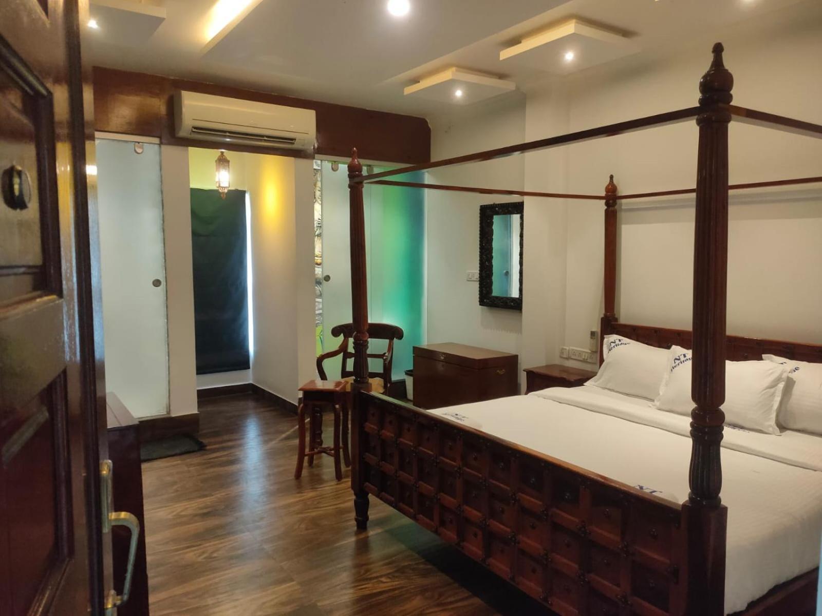 Zoom Inn Heritage Pondicherry Luaran gambar