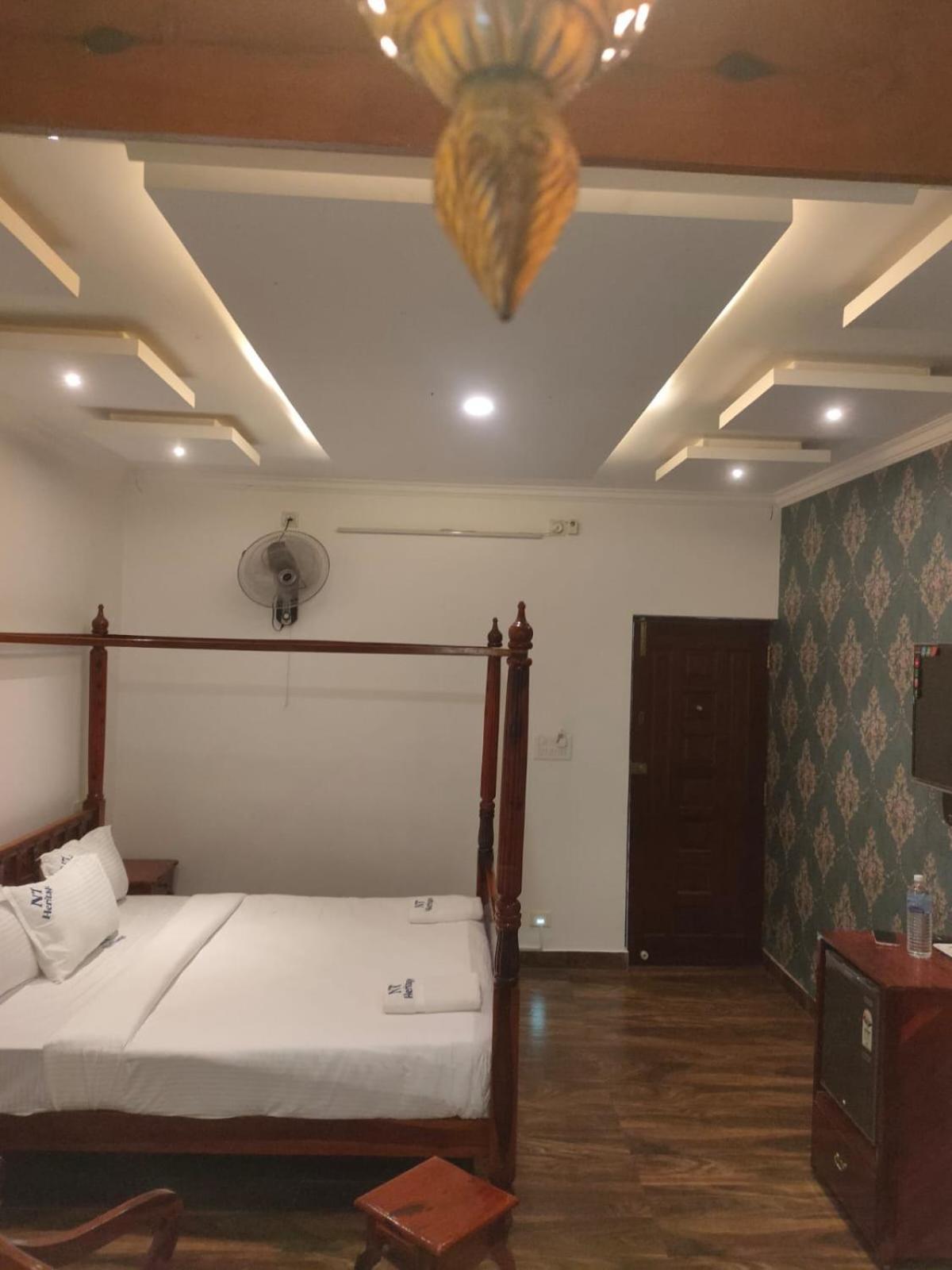 Zoom Inn Heritage Pondicherry Luaran gambar