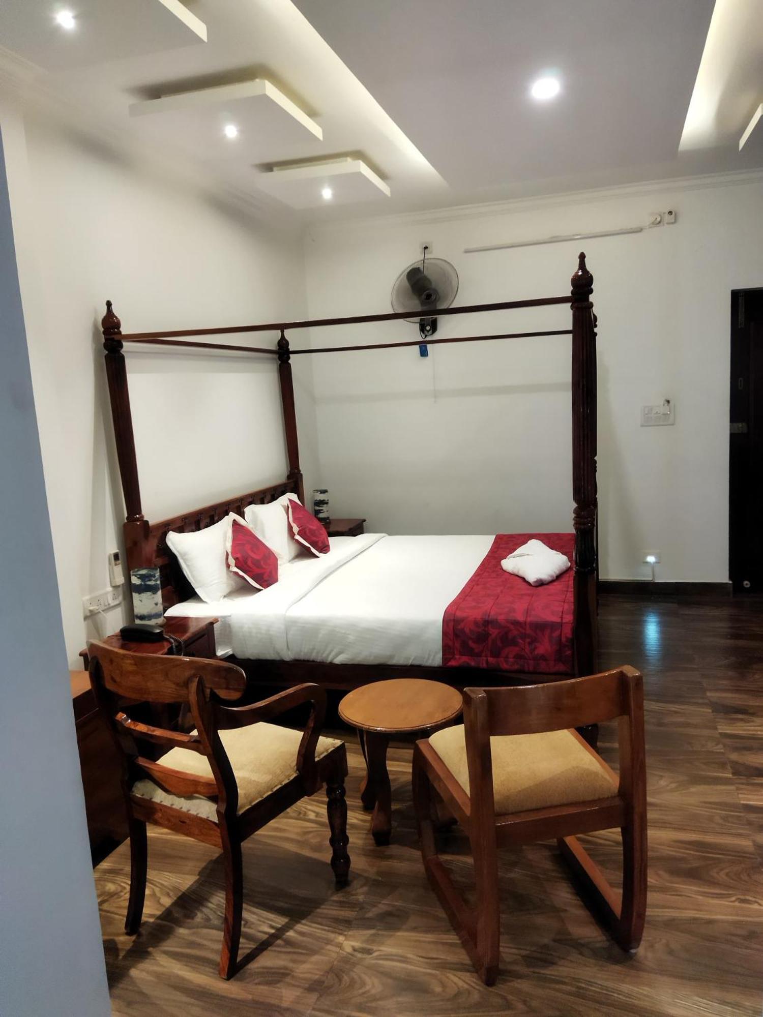 Zoom Inn Heritage Pondicherry Luaran gambar
